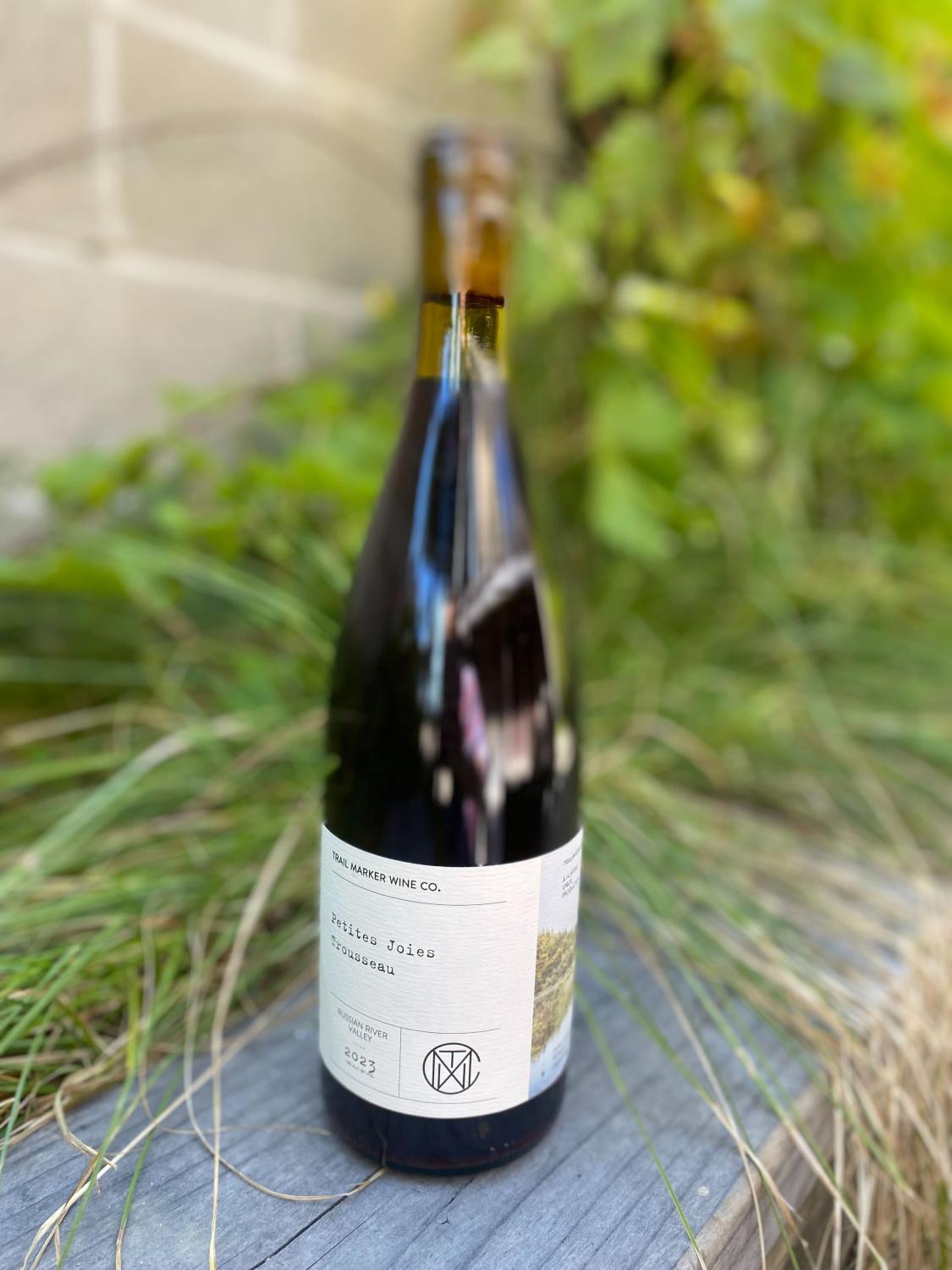 2023 Trail Marker Petites Joies Trousseau