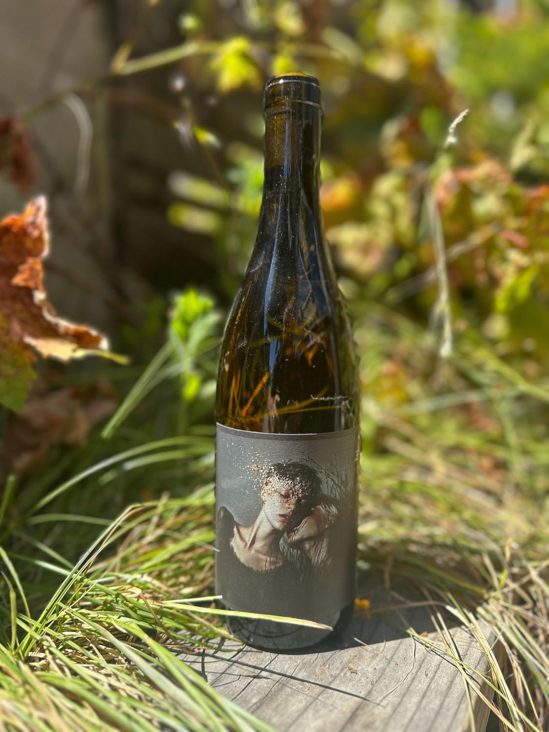 2024 Jolie Laide Trousseau Gris