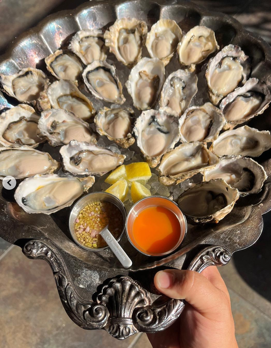 Lo-Fi Oysters, Live Jazz & Wine @ Vine St. Saturday, December 6th